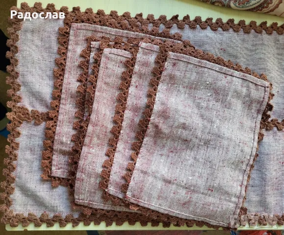 Продавам 7 нови бродирани постелки подложки за маса пикник риболов 

, снимка 1