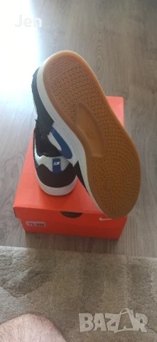 Нови маратонки Nike, ном. 41, снимка 5 - Спортни обувки - 51114546