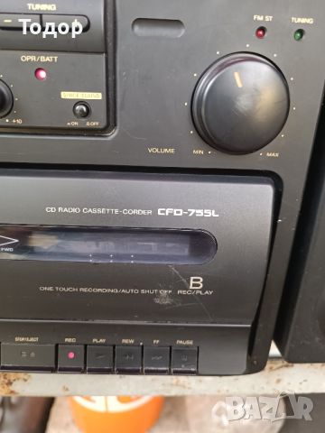Радио касетофон SONY CFD-755L, снимка 2 - Радиокасетофони, транзистори - 46399628