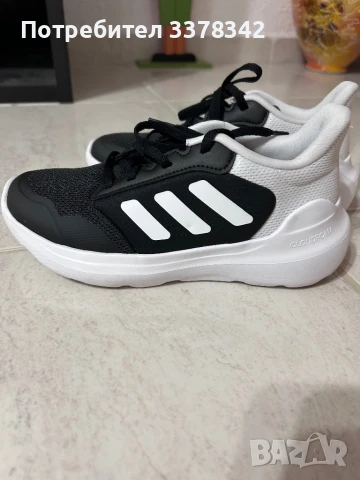 Adidas , снимка 2 - Маратонки - 50832838