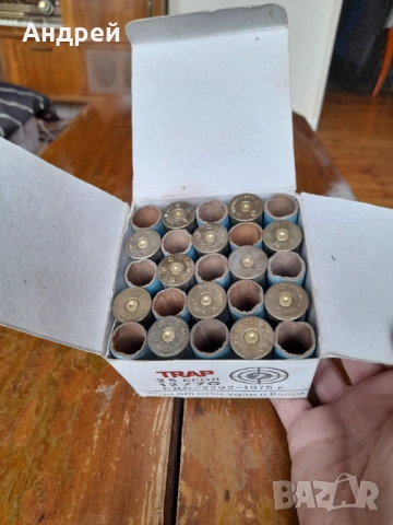 Стара кутия от ловни патрони Trap,гилзи, снимка 3 - Други ценни предмети - 53649251