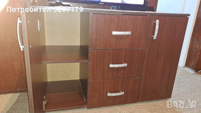 Шкаф , снимка 2 - Шкафове - 53295860