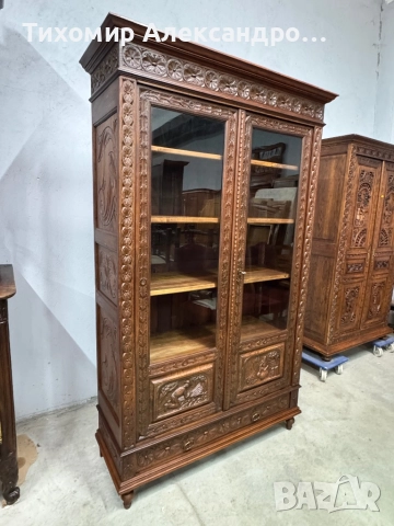 Уникална дъбова витрина, снимка 4 - Секции и витрини - 52717580