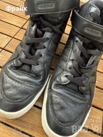 Adidas Original Forum 44 номер, снимка 3 - Кецове - 51858575