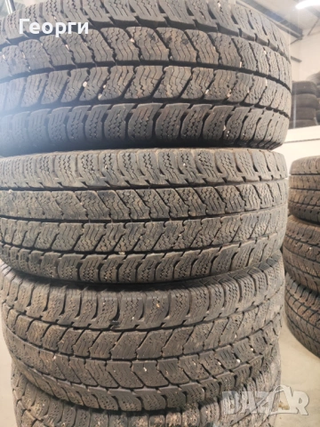 4бр.зимни гуми 215/65/16C Semperit, снимка 8 - Гуми и джанти - 53212726