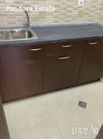 Продава тристаен апартамент в кв. Суха Река, снимка 4 - Апартаменти - 53681876