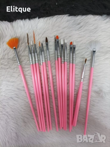 Комплект от 15 броя четки за маникюр и педикюр ZJY53