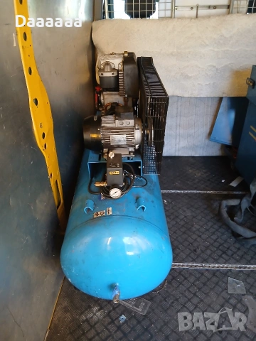 Компресор за въздух, снимка 2 - Компресори - 53830307
