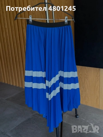 Модерна плисирана пола ZARA с асиметричен подгъв