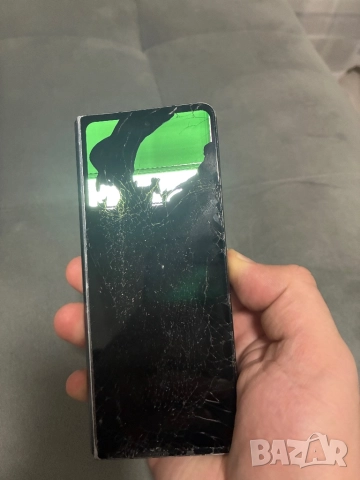 Samsung Galaxy Z Fold 4 - за части, снимка 4 - Samsung - 52806605