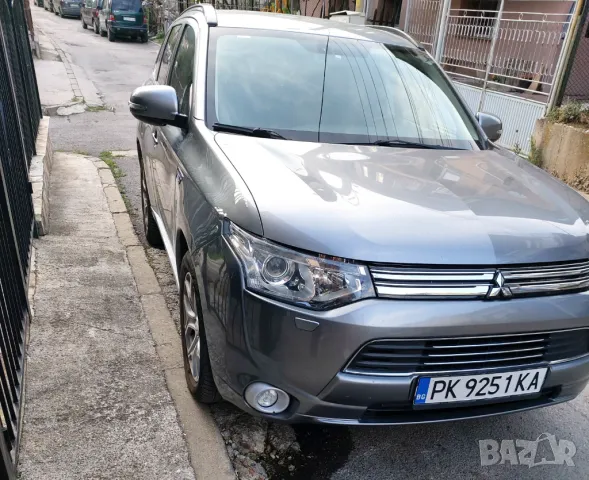 Mitsubishi Outlander 2.0 phev plug in hibrid, снимка 18 - Автомобили и джипове - 46634121