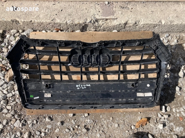 Решетка за Audi Q5. S-line. 16-20г. 80A853651C. Оригинална. , снимка 4 - Части - 52076400