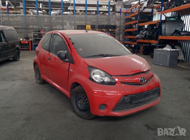 Toyota Aygo 1.0 3-броя, снимка 1 - Автомобили и джипове - 46344993