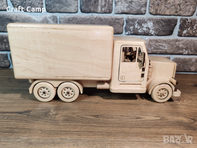 Дървен модел на хладилен камион – Craft Camp, снимка 16 - Коли, камиони, мотори, писти - 52735818