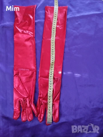 Червени сатенени дълги еластични ръкавици с 5 пръста в различни цветове , снимка 4 - Корсети, бюстиета, топове - 50580573
