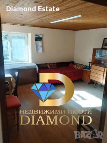 Двуетажна къща в село Опан, обл. Стара Загора, снимка 5 - Къщи - 52749344