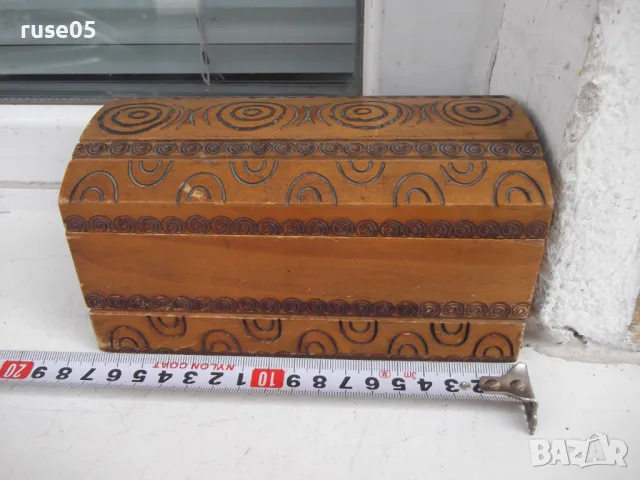 Кутия дървена пирографирана