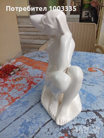 Фигура статуетка от порцелан -Момиче , снимка 2 - Статуетки - 54216818