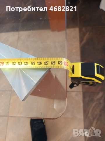 стъклена голяма красива здрава маса с дървени крака, снимка 3 - Маси - 52793958