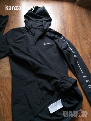 Nike Essential Jacket W - страхотна дамска ветровка КАТО НОВА , снимка 9 - Спортни екипи - 45811891
