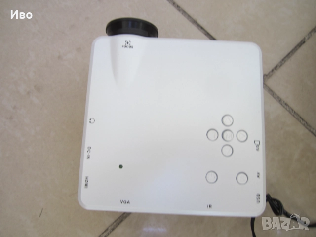 Портативен мини LED проектор GP7S HDMI, SD, USB VGA, снимка 2 - Плейъри, домашно кино, прожектори - 51710971