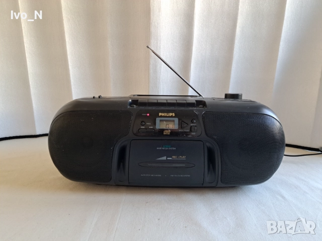 CD радиокасетофон Philips AZ 8048., снимка 2 - Радиокасетофони, транзистори - 52240704
