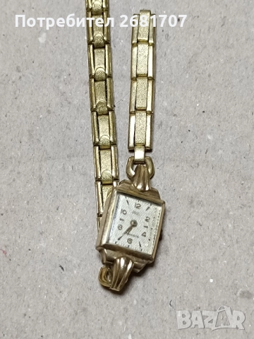 часовник позлатен 