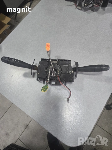 Лостчета за светлини и чистачки за Renault Clio 2 61730002 / 8200058674, снимка 1 - Части - 53463648