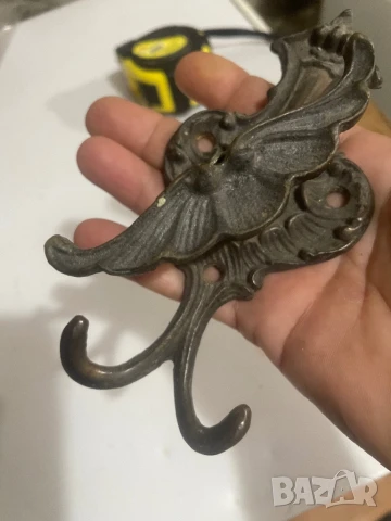 Стара метална закачалка, снимка 4 - Антикварни и старинни предмети - 50469188