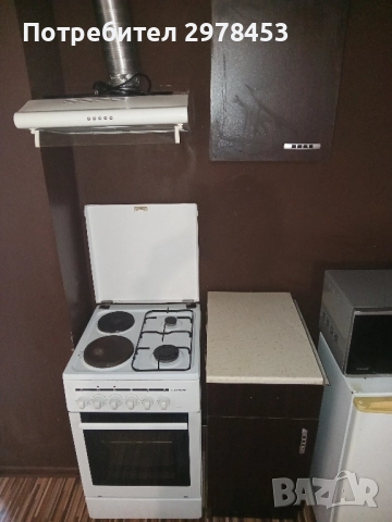 Готварска печка на ток и газ, снимка 2 - Печки, фурни - 51846419