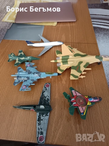 Лот детски самоетчета 6бр. за 8, снимка 5 - Влакчета, самолети, хеликоптери - 53992613