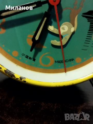 Стар анимиран будилник, настолен часовник, снимка 2 - Антикварни и старинни предмети - 53943060