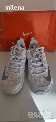 Nike нови оригинални маратонки UK5.5/39-25см, снимка 2 - Маратонки - 52255399
