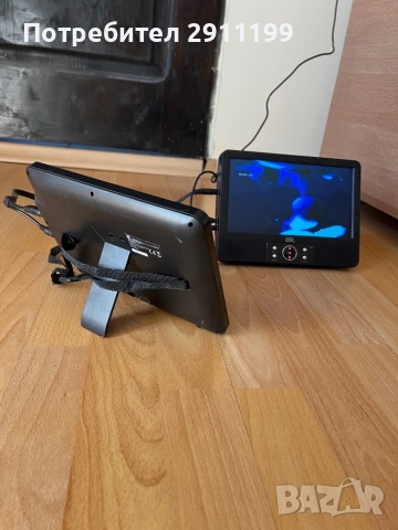 DVD плеър с два екрана , снимка 6 - Плейъри, домашно кино, прожектори - 51777485