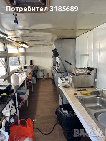 Продавам оборудвана каравана +шатра, снимка 4 - Обзавеждане на кухня - 45843207