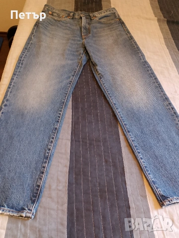 Продавам мъжки дънки Levi Straus