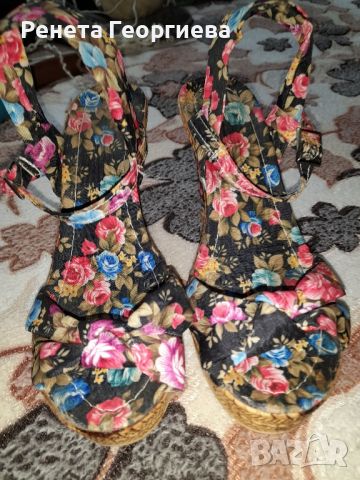 продавам дамски сандалети , снимка 1 - Сандали - 46069392