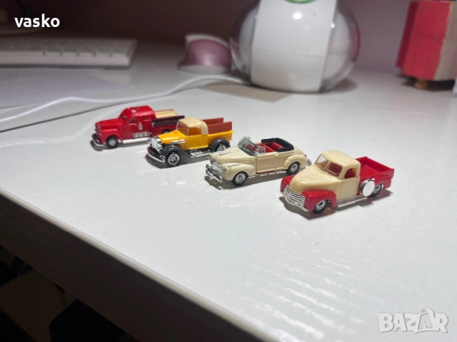 Пластмасови колички-малки, снимка 3 - Колекции - 52921255