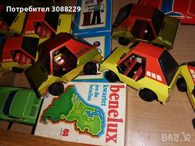 стари ламаринени играчки от 70те години, карти черен Петър от 1980 година , снимка 2 - Антикварни и старинни предмети - 45144083