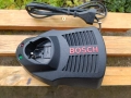 Bosch AL 1130 CV зарядно 10.8/12V, снимка 4