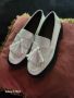 Бели обувки, снимка 1