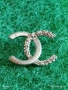 Красива сребърна висулка с логото на Chanel инкрустирани кристали стил и елегантност 27712, снимка 2