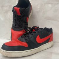 nike court borough low 2 червено с черно, снимка 1 - Ежедневни обувки - 45333201