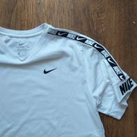 Nike Sportswear - страхотна мъжка тениска Л, снимка 3 - Тениски - 45270530