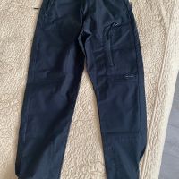 Нов мъжки карго панталон Bershka, снимка 1 - Панталони - 45120580