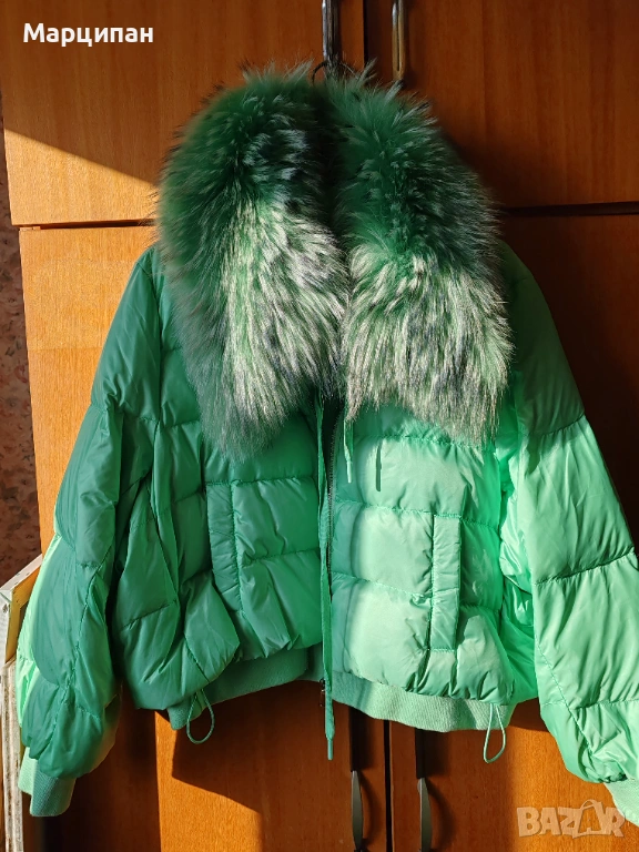 Дамско късо яке с яка от естествена лисица, снимка 1