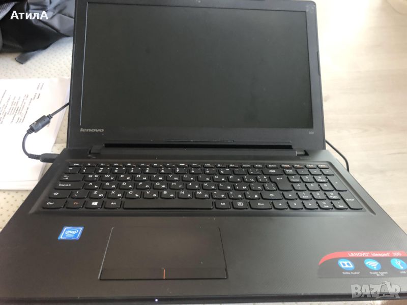 Продавам Лаптоп Lenovo IdeaPad 300, снимка 1