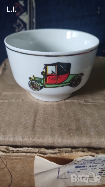 Детски порцеланов сервиз Китка Нови Пазар , снимка 1