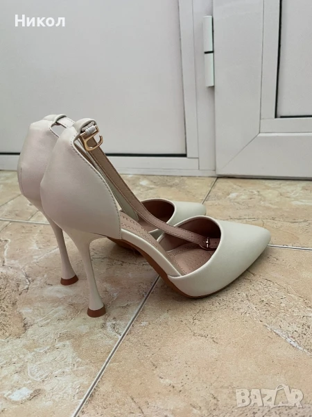 Обувки на ток, снимка 1