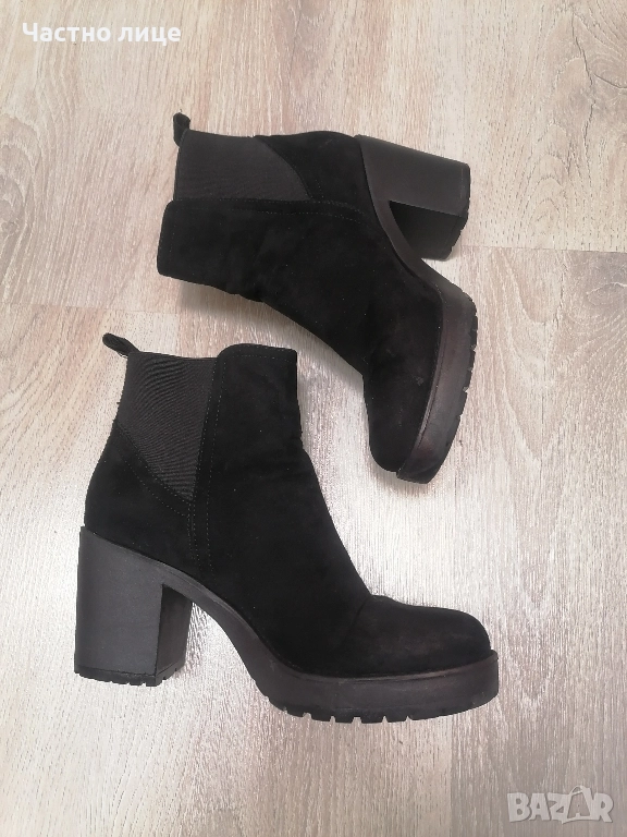 38н.Намалени дамски боти, стелка 25 см, ток 8 см. , снимка 1